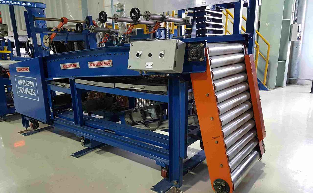 Take Away With Shrinkage Conveyor