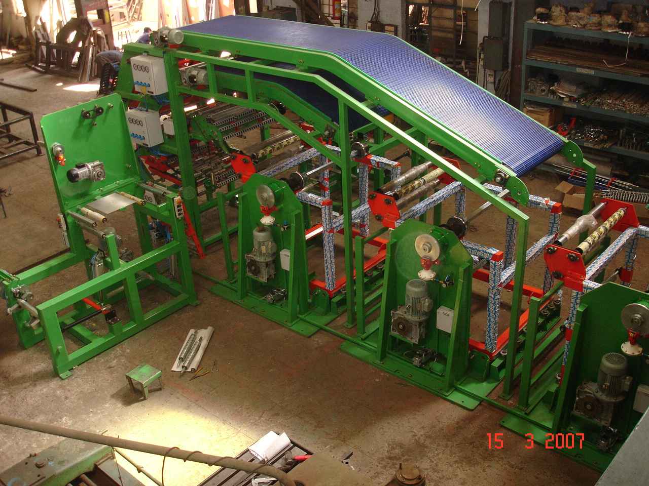 Tyre Building Servicer