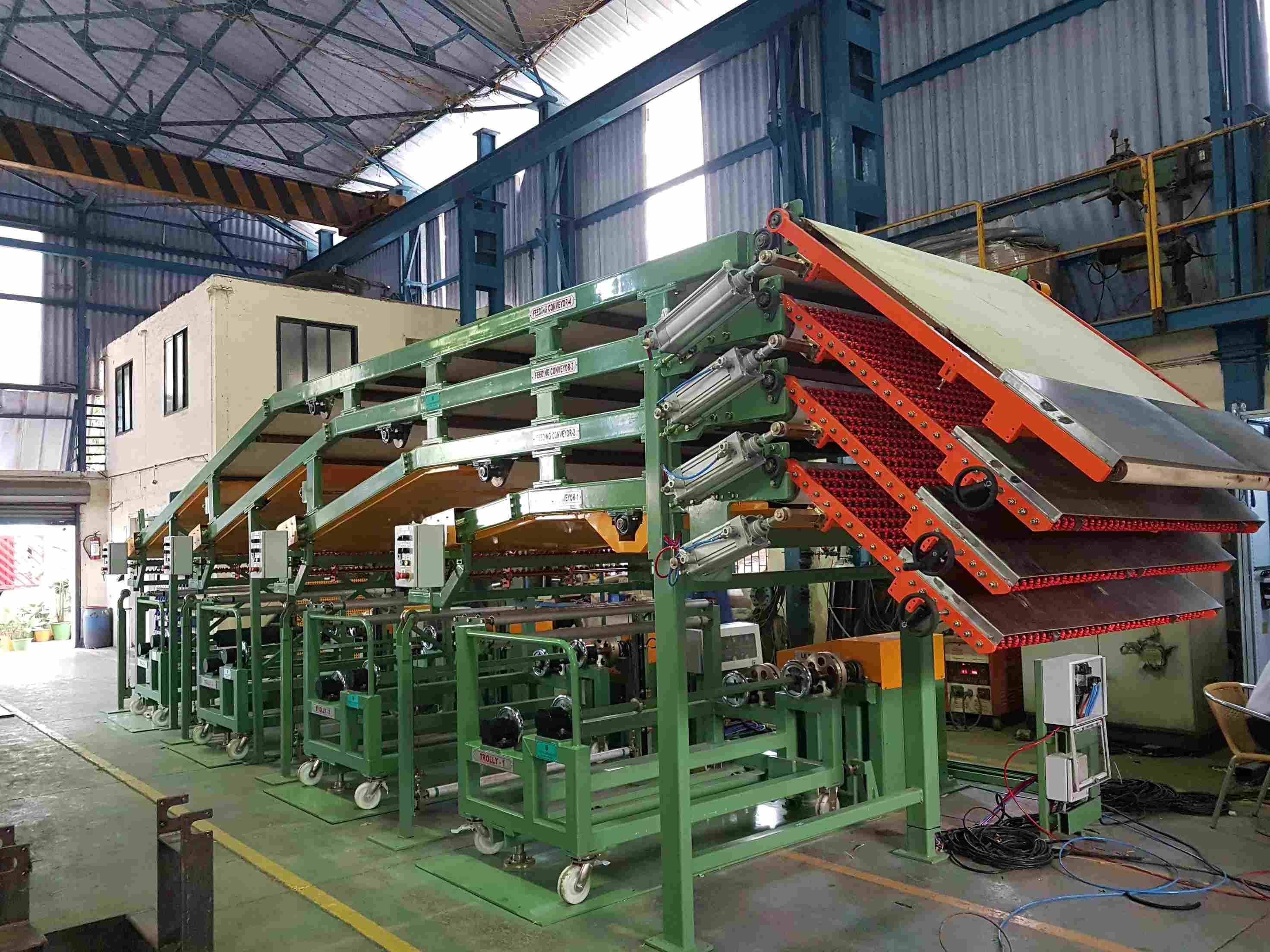 Tyre Building Servicer